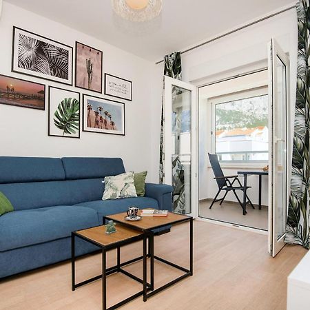 1 Bedroom Beautiful Apartment In Baška Voda Exterior foto