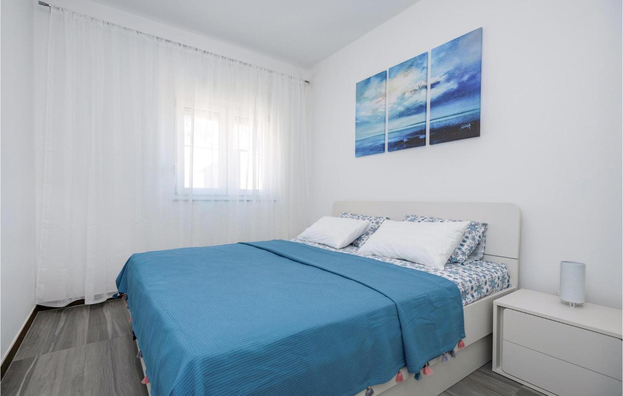 1 Bedroom Beautiful Apartment In Baška Voda Exterior foto