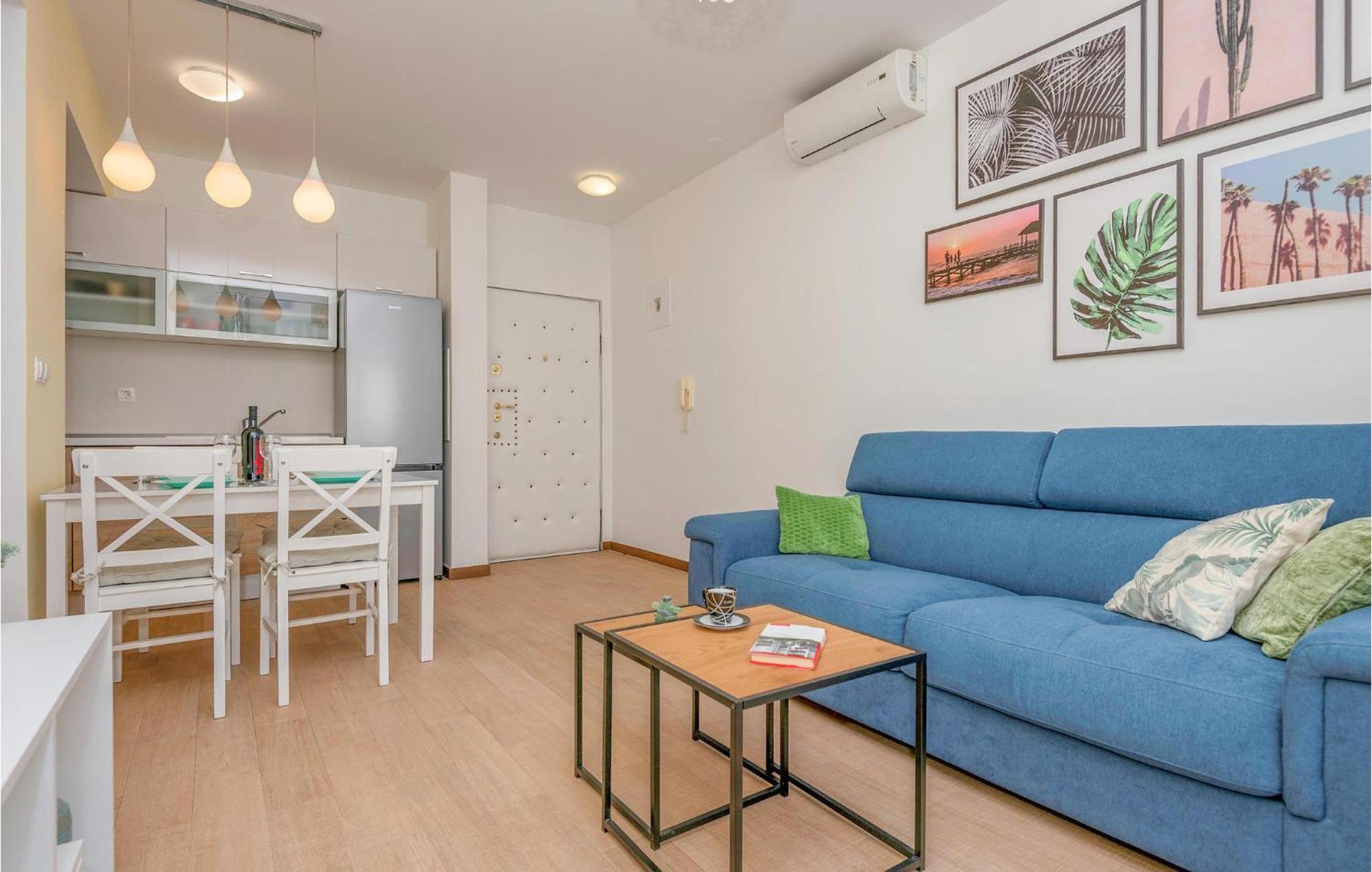 1 Bedroom Beautiful Apartment In Baška Voda Exterior foto
